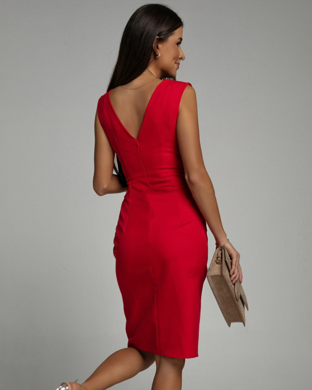 Niamh | Figure-Hugging V-Neck Dress with Slit